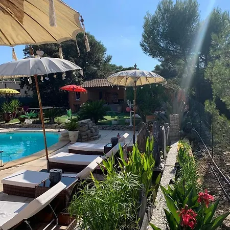 D'hotes Des Huppes 3*